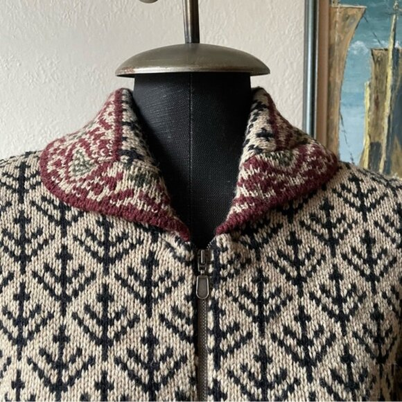 Vintage 90s Nordic inspired wool blend zip-up sweater is size small. - Picture 3 of 13